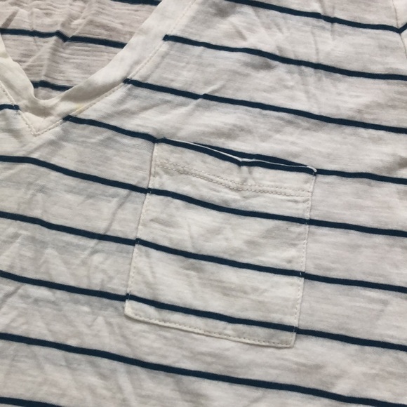 Madewell Whisper Cotton V-Neck w/ Pocket - Grey / Blue Thin Stripes - Picture 6 of 16